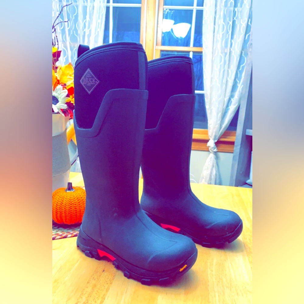 Muck boots